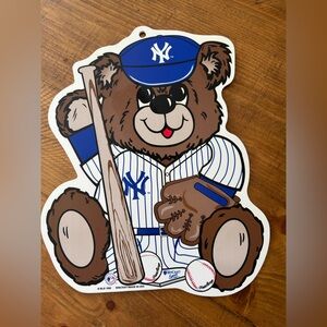 Vintage 1998 Wincraft NY Yankees Teddy Bear Hard Plastic Sign